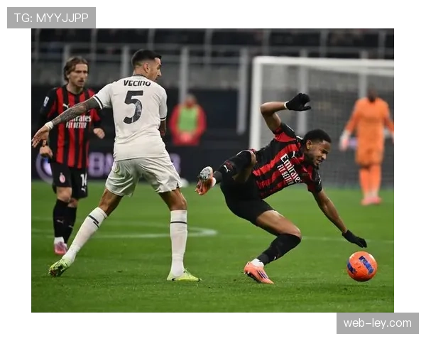 全场战报:AC米兰2-2拉齐奥,补时阶段连入两球戏剧性平局